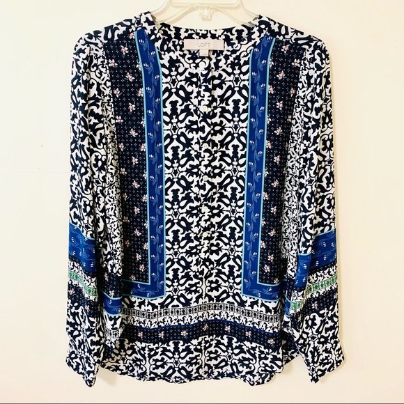 Ann Taylor Loft Navy Floral Boho Blouse/Top - Size Small - Picture 2 of 9